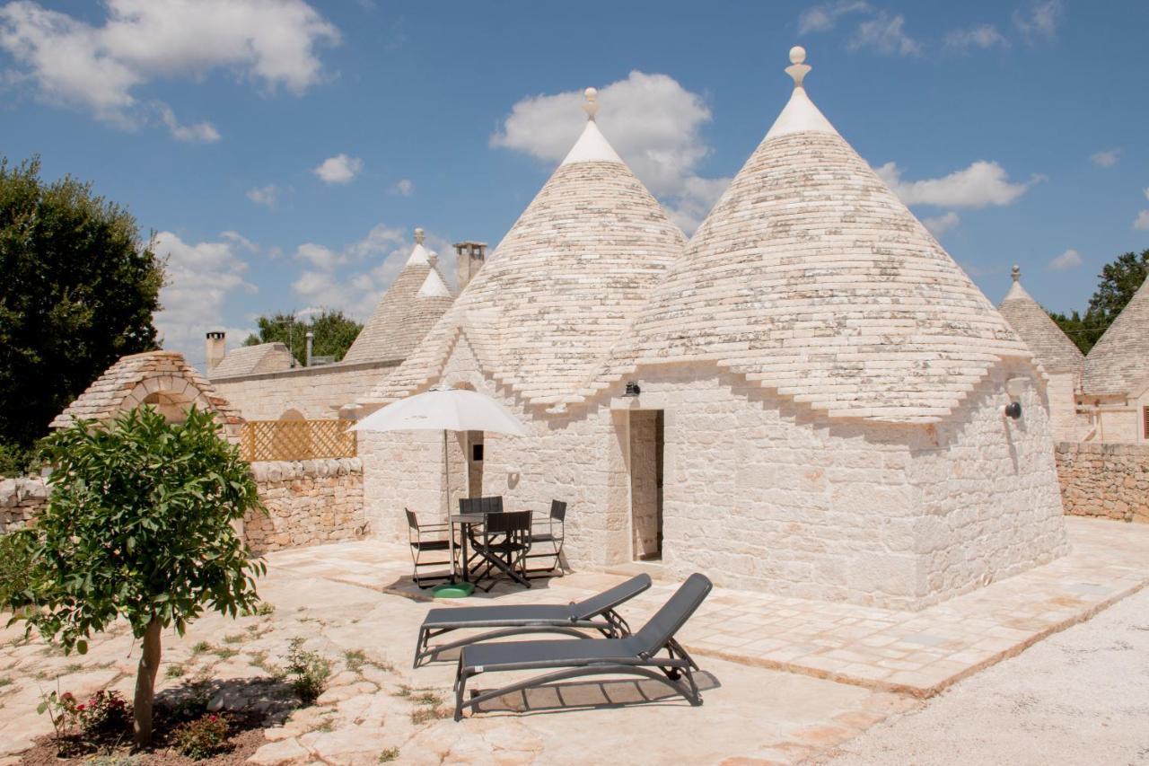 Trullo Cinquenoci Suite Locorotondo Eksteriør billede