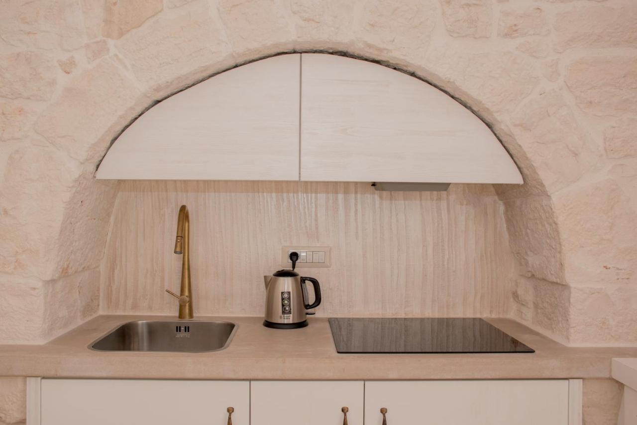 Trullo Cinquenoci Suite Locorotondo Eksteriør billede