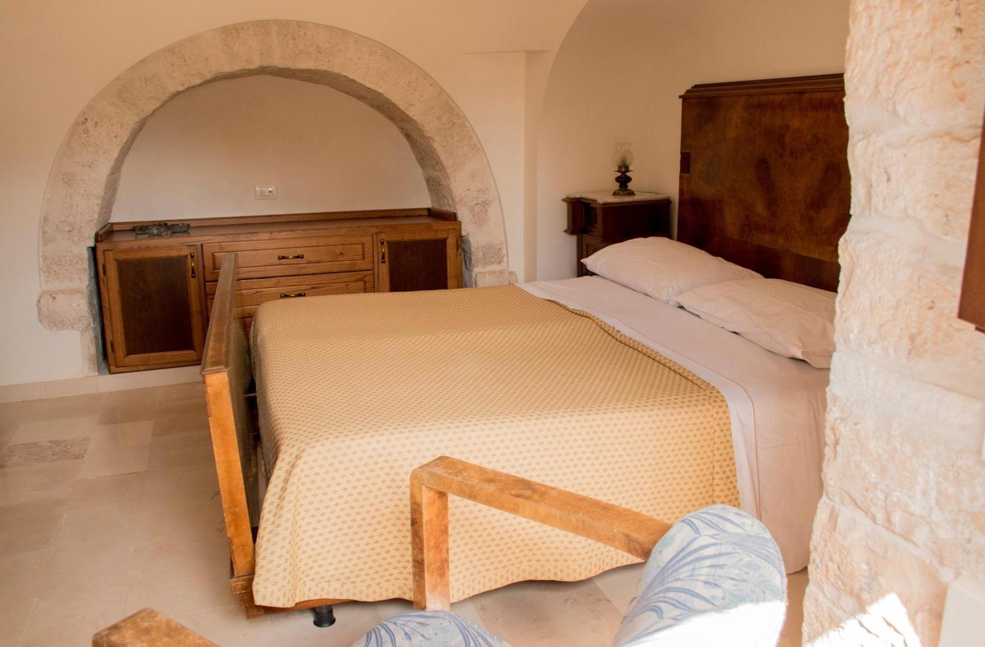 Trullo Cinquenoci Suite Locorotondo Eksteriør billede